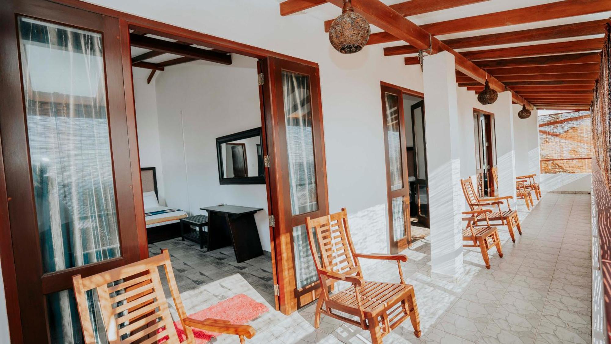 Mother'S Place Nimala Hikkaduwa Exterior photo